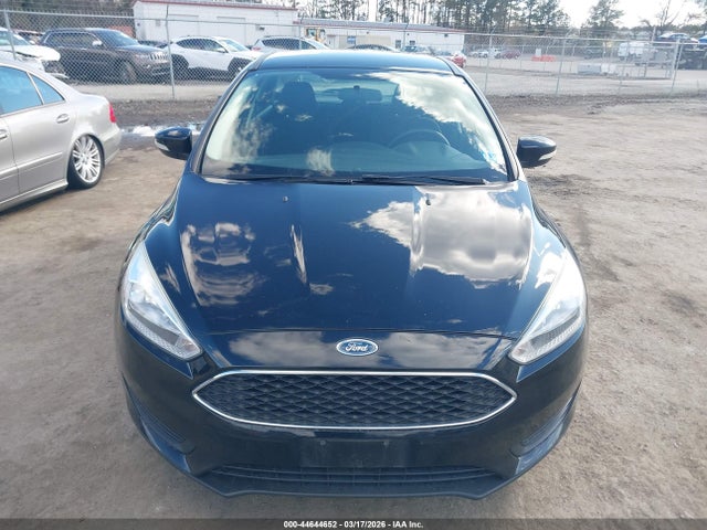 Ford FOCUS SE 2017 1FADP3K25HL319231 Image 6