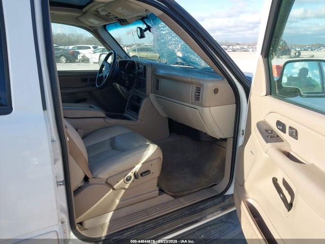 2005 Chevrolet Suburban 1500 Lt მანქანა იყიდება აუქციონზე, vin: 3GNFK16Z35G234496, აუქციონის ნომერი: 44644676