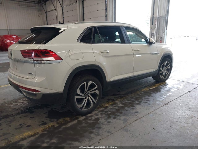 2022 VOLKSWAGEN ATLAS CROSS SPORT 1V2BC2CA6NC209103 Photo 3