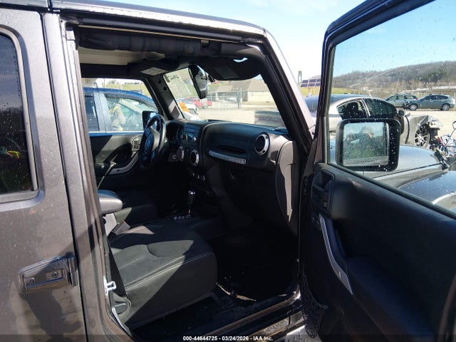 Aukcja sprzedaży 2016 Jeep Wrangler Unlimited Sahara, vin: 1C4HJWEG0GL147517, numer aukcji: 44644725