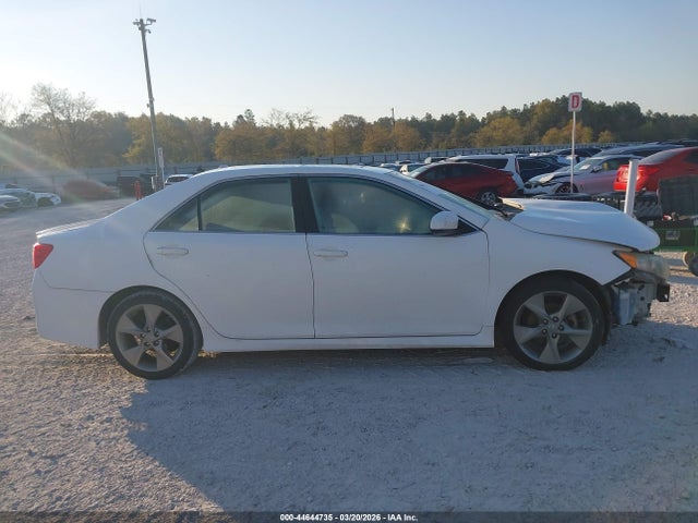 4T1BF1FK2EU740859 Toyota Camry Se Sport