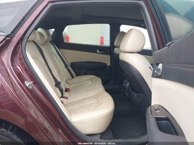5XXGV4L29HG124587 KIA Optima Sxl Turbo