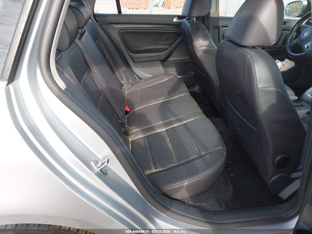 3VWPL7AJ8EM626774 Volkswagen Jetta Sportwagen 2.0l Tdi