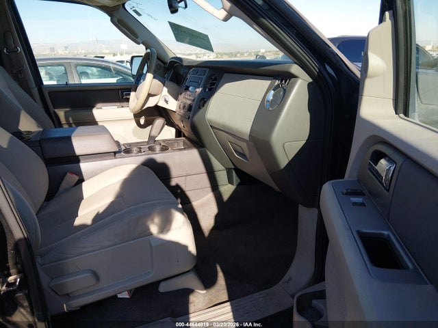 1FMJU1J51EEF05625 Ford Expedition Xlt
