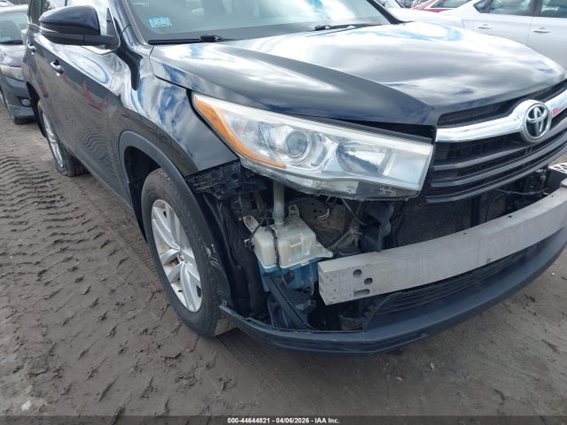 Toyota Highlander Le V6 2015 5TDBKRFH4FS098945 Image 21