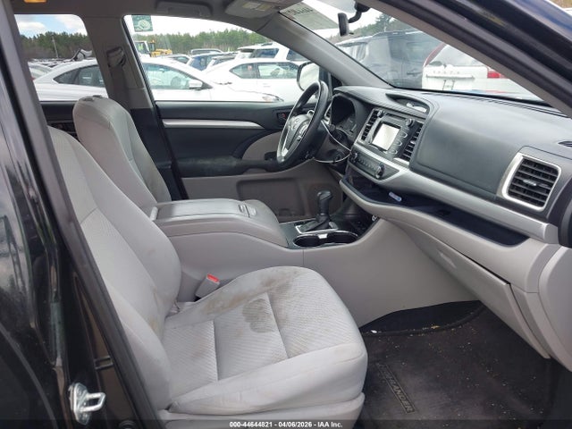 Toyota Highlander Le V6 2015 5TDBKRFH4FS098945 Image 5