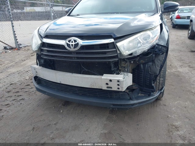 Toyota Highlander Le V6 2015 5TDBKRFH4FS098945 Image 6