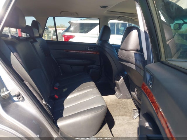 44644837 :رقم المزاد ، 4S4BRDKC1B2430510 vin ، 2011 Subaru Outback 3.6r Limited مزاد بيع