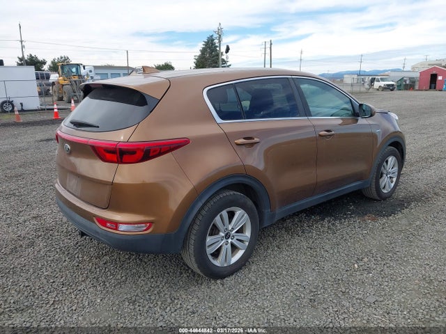 KIA Sportage Lx 2018 KNDPMCAC2J7333774 Image 4