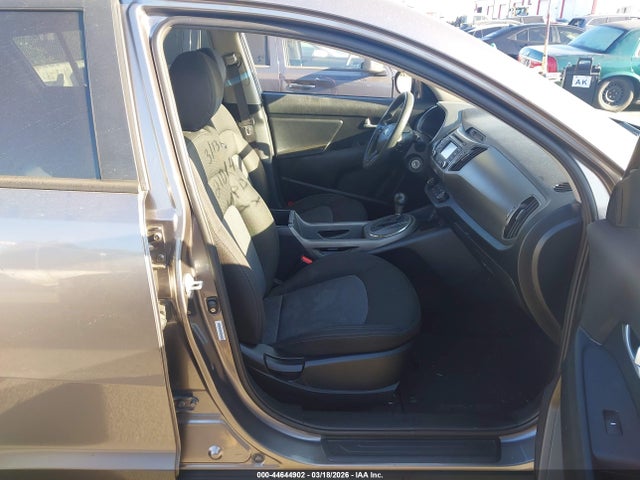 2014 Kia Sportage Lx მანქანა იყიდება აუქციონზე, vin: KNDPB3AC6E7663588, აუქციონის ნომერი: 44644902