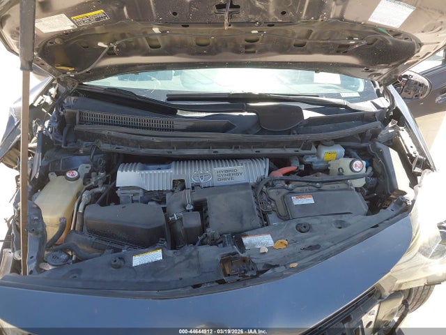 JTDZN3EU3HJ064299 Toyota Prius V Five