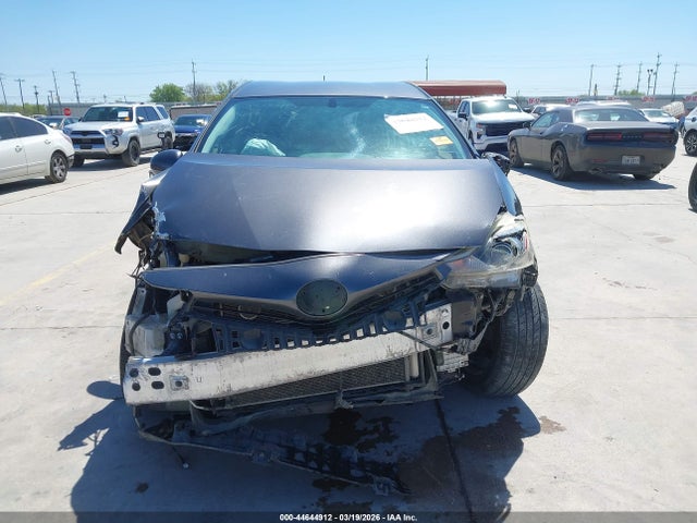 JTDZN3EU3HJ064299 Toyota Prius V Five