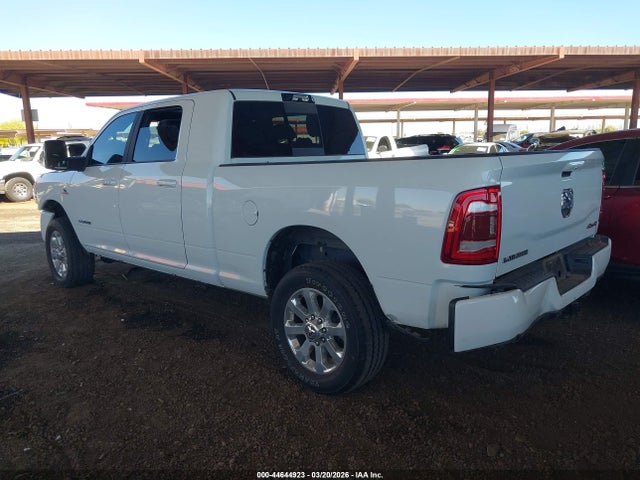 3C63R3MLXRG225289 RAM 3500 Laramie 4x4 6&#039;4 Box