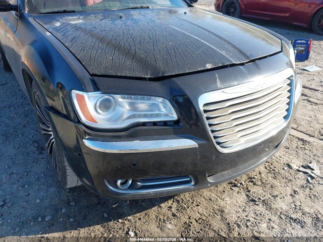 Продажа на аукционе авто 2013 Chrysler 300 300s, vin: 2C3CCABG2DH690926, номер лота: 44644944