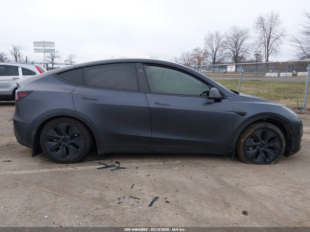 Продаж на аукціоні авто 2024 Tesla Model Y Long Range Dual Motor All-wheel Drive, vin: 7SAYGDEEXRA295519, номер лоту: 44644962