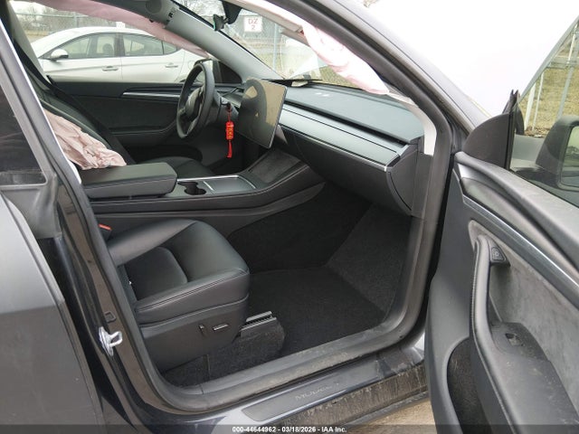 Продаж на аукціоні авто 2024 Tesla Model Y Long Range Dual Motor All-wheel Drive, vin: 7SAYGDEEXRA295519, номер лоту: 44644962