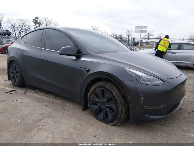 Продаж на аукціоні авто 2024 Tesla Model Y Long Range Dual Motor All-wheel Drive, vin: 7SAYGDEEXRA295519, номер лоту: 44644962