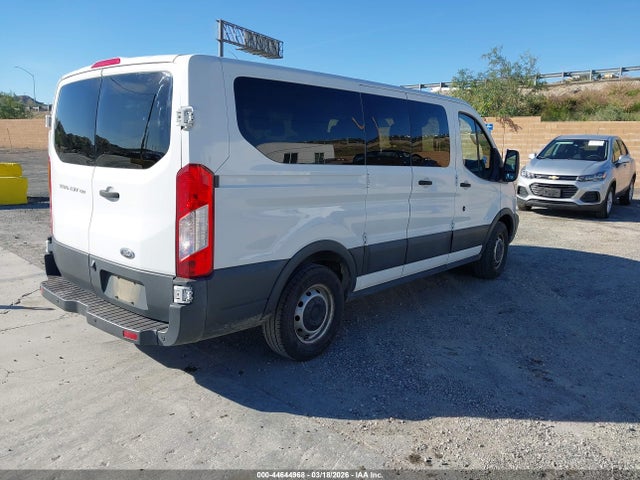 1FMZK1ZM3HKB32811 Ford Transit-150 Xl