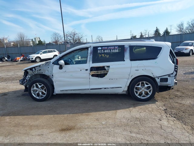 Aukcja sprzedaży 2020 Chrysler Pacifica Touring L Plus, vin: 2C4RC1EG1LR138229, numer aukcji: 44644978