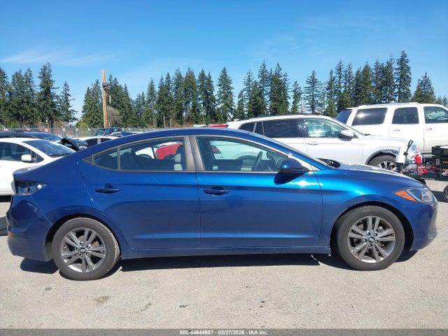 5NPD84LF0HH184310 Hyundai ELANTRA SE