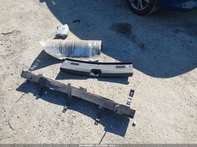 5NPD84LF0HH184310 Hyundai ELANTRA SE