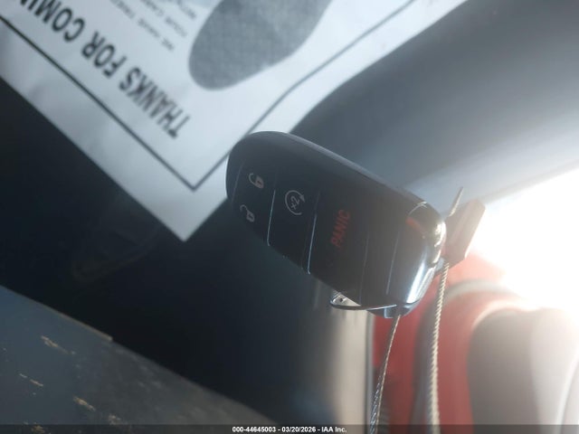 Продажа на аукционе авто 2020 Jeep Renegade Latitude Fwd, vin: ZACNJABB5LPK94725, номер лота: 44645003