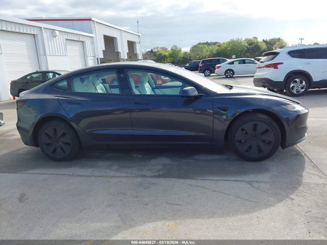 5YJ3E1EA2TF123102 Tesla Model 3 Premium Rear-wheel Drive/standard Rear-wheel Drive