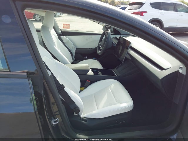 5YJ3E1EA2TF123102 Tesla Model 3 Premium Rear-wheel Drive/standard Rear-wheel Drive