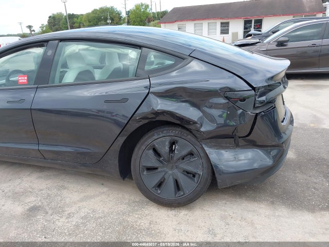 5YJ3E1EA2TF123102 Tesla Model 3 Premium Rear-wheel Drive/standard Rear-wheel Drive