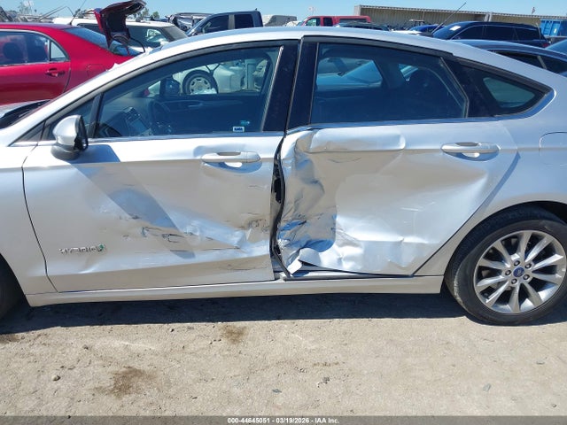 Ford Fusion Hybrid Se 2017 3FA6P0LU6HR379446 Image 6
