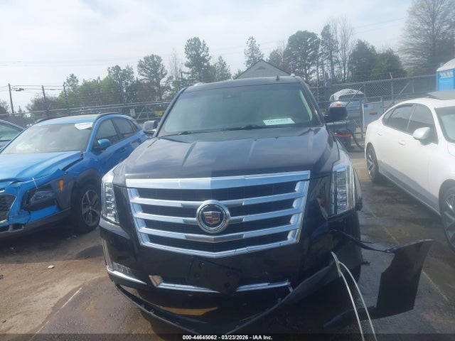 2015 Cadillac Escalade Luxury მანქანა იყიდება აუქციონზე, vin: 1GYS3BKJ8FR168615, აუქციონის ნომერი: 44645062
