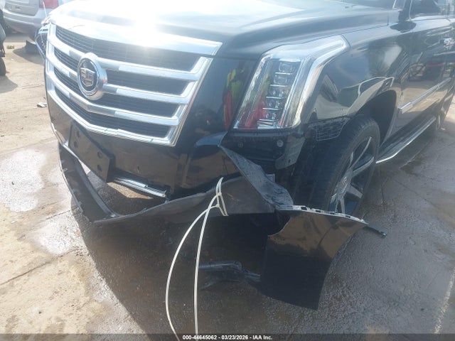 2015 Cadillac Escalade Luxury მანქანა იყიდება აუქციონზე, vin: 1GYS3BKJ8FR168615, აუქციონის ნომერი: 44645062