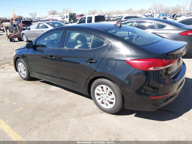 5NPD74LF9JH370307 Hyundai ELANTRA SE