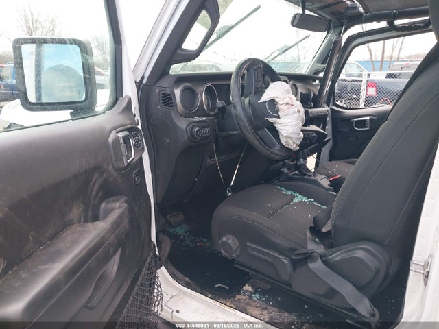 2018 JEEP WRANGLER UNLIMITED 1C4HJXDG3JW134418 Photo 4