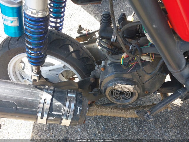 Yngf 49cc Scooter 2018 LL0TCAPD6JY114001 Image 8