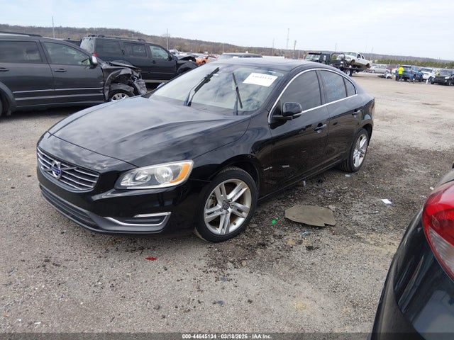 2015 Volvo S60 T5 Premier Plus მანქანა იყიდება აუქციონზე, vin: YV140MFC5F1307168, აუქციონის ნომერი: 44645134