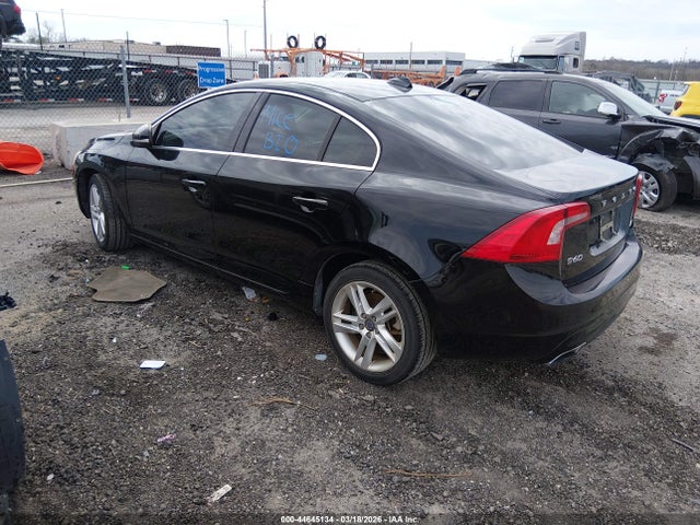 2015 Volvo S60 T5 Premier Plus მანქანა იყიდება აუქციონზე, vin: YV140MFC5F1307168, აუქციონის ნომერი: 44645134