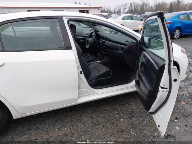 Toyota Corolla S 2016 5YFBURHE2GP414124 Image 5