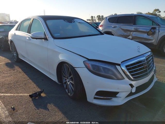 2016 MERCEDES-BENZ S 550 WDDUG8CB0GA211430