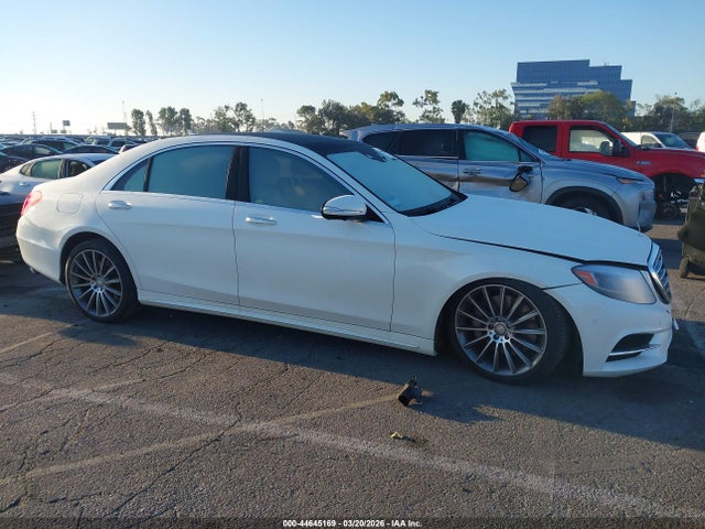 WDDUG8CB0GA211430 Mercedes-Benz S 550