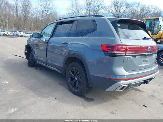 44645208 :رقم المزاد ، 1V2GR2CA5RC620714 vin ، 2024 Volkswagen Atlas 2.0t Peak Edition Sel مزاد بيع