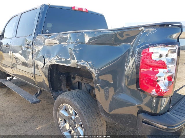 3GCUKRECXHG423114 Chevrolet Silverado 1500 2lt