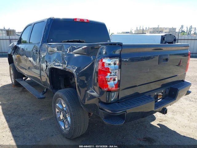 3GCUKRECXHG423114 Chevrolet Silverado 1500 2lt