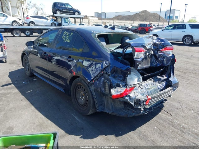 Toyota COROLLA LE 2022 5YFEPMAE9NP275978 Image 3