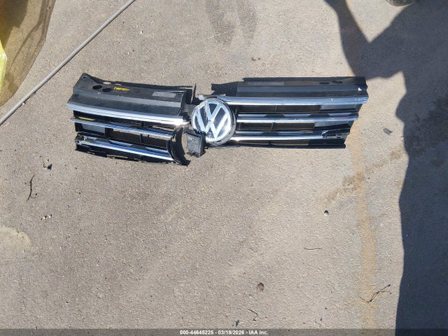 2019 Volkswagen Tiguan 2.0t Se/2.0t Sel/2.0t Sel R-line/2.0t Sel R-line Black მანქანა იყიდება აუქციონზე, vin: 3VV3B7AX4KM098625, აუქციონის ნომერი: 44645225