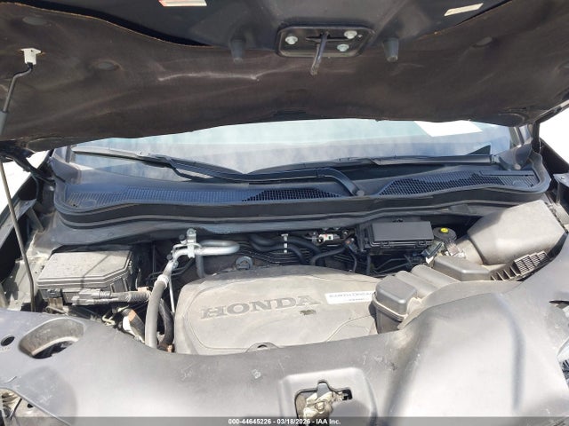 Honda Pilot Touring 2016 5FNYF5H90GB044092 Image 10