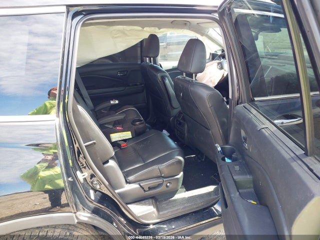 Honda Pilot Touring 2016 5FNYF5H90GB044092 Image 8