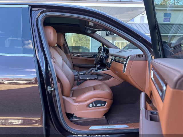 2019 PORSCHE CAYENNE WP1AA2AY6KDA08972 Photo 4