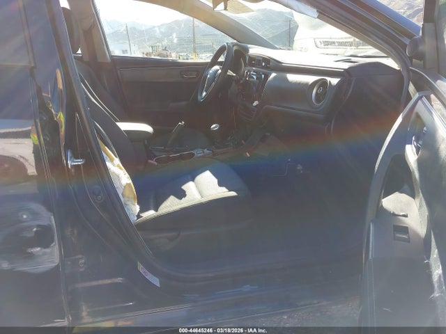 Toyota COROLLA LE 2018 5YFBURHE3JP803622 Image 5