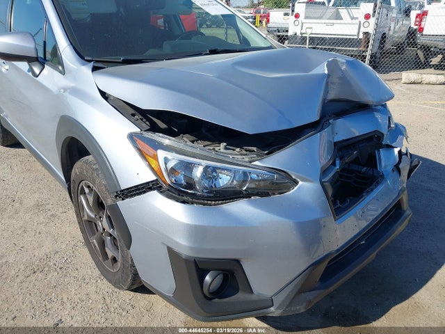 44645254 :رقم المزاد ، JF2GTABC3JH281833 vin ، 2018 Subaru Crosstrek 2.0i Premium مزاد بيع